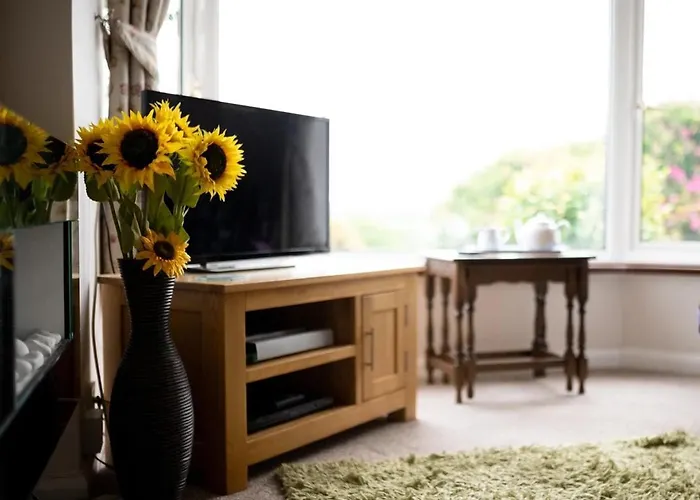Penzance, Private Annexe With Beautiful Views.
